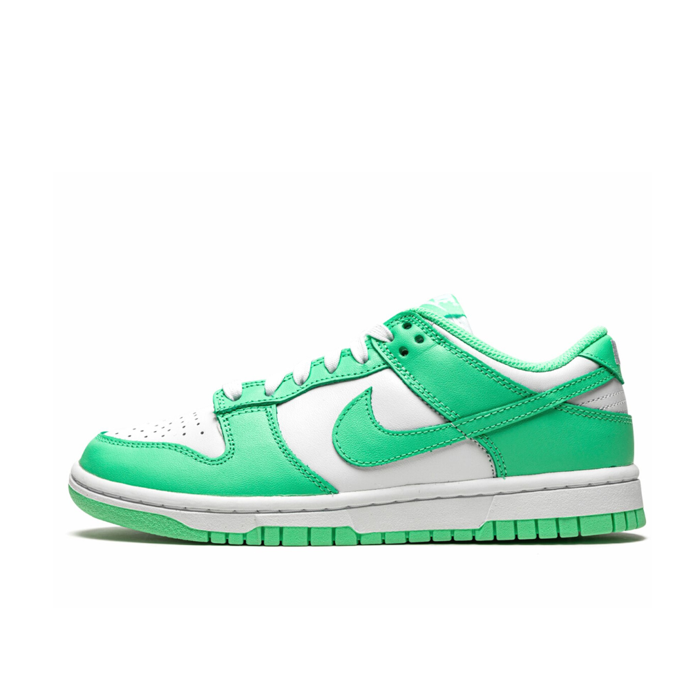 NIKE DUNK LOW WMNS "Green Glow"