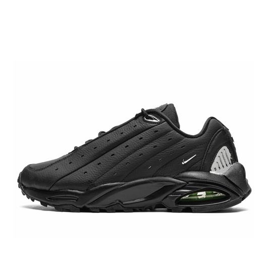 NIKE HOT STEP AIR TERRA NOCTA "Drake - Triple Black"