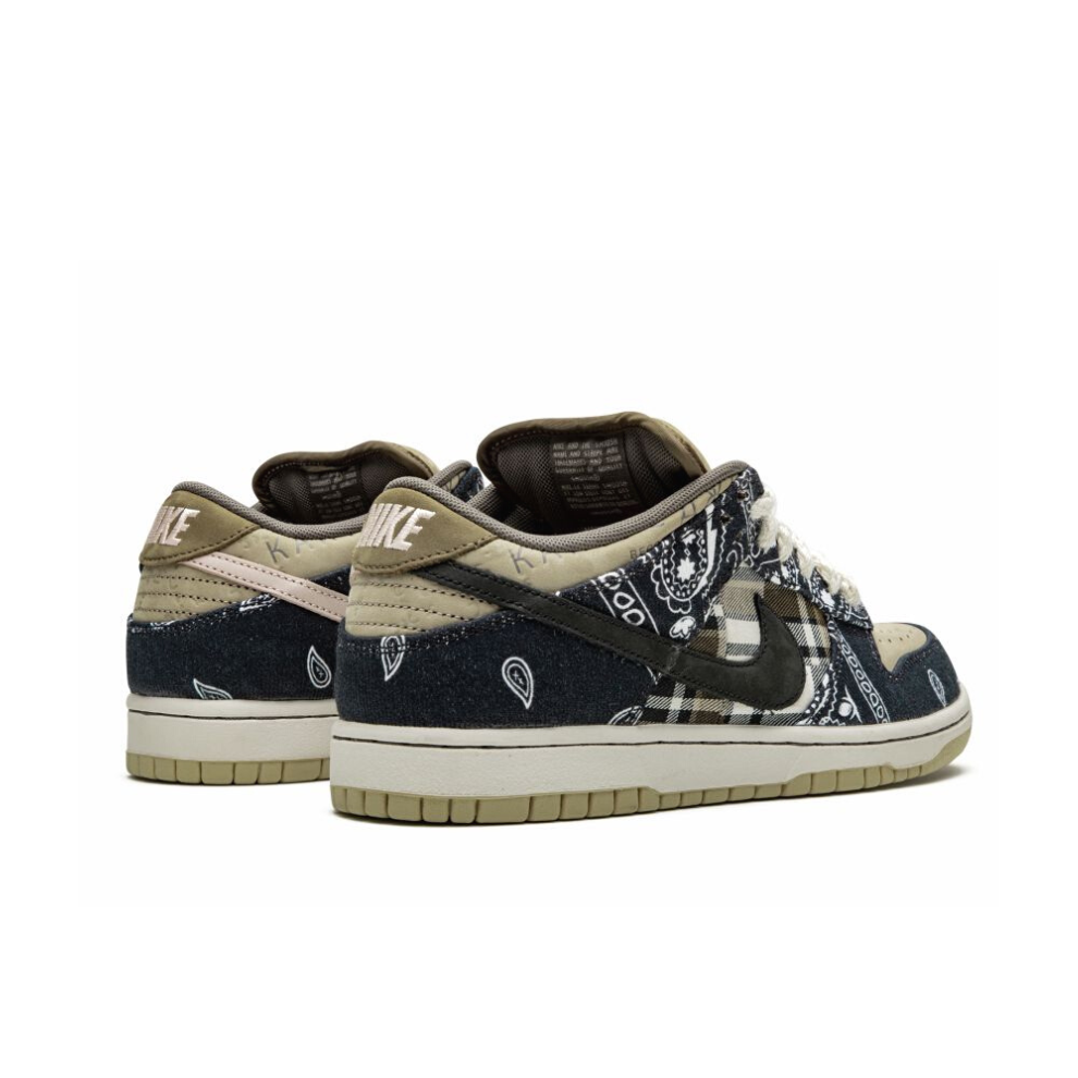 NIKE SB DUNK LOW "Travis Scott"