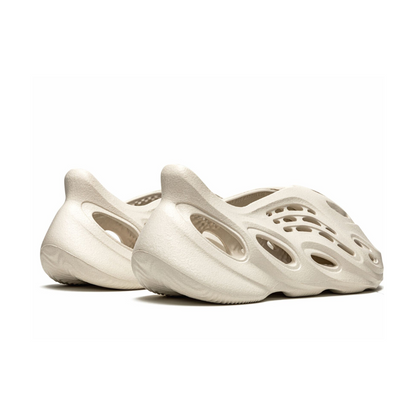 ADIDAS YEEZY FOAM RUNNER "Ararat"