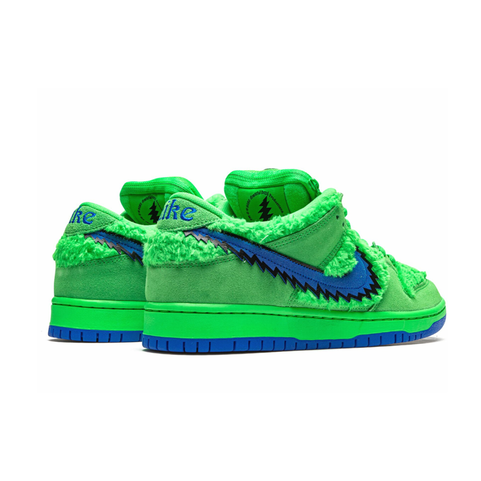 NIKE SB DUNK LOW "Grateful Dead - Green Bear"