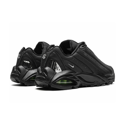 NIKE HOT STEP AIR TERRA NOCTA "Drake - Triple Black"