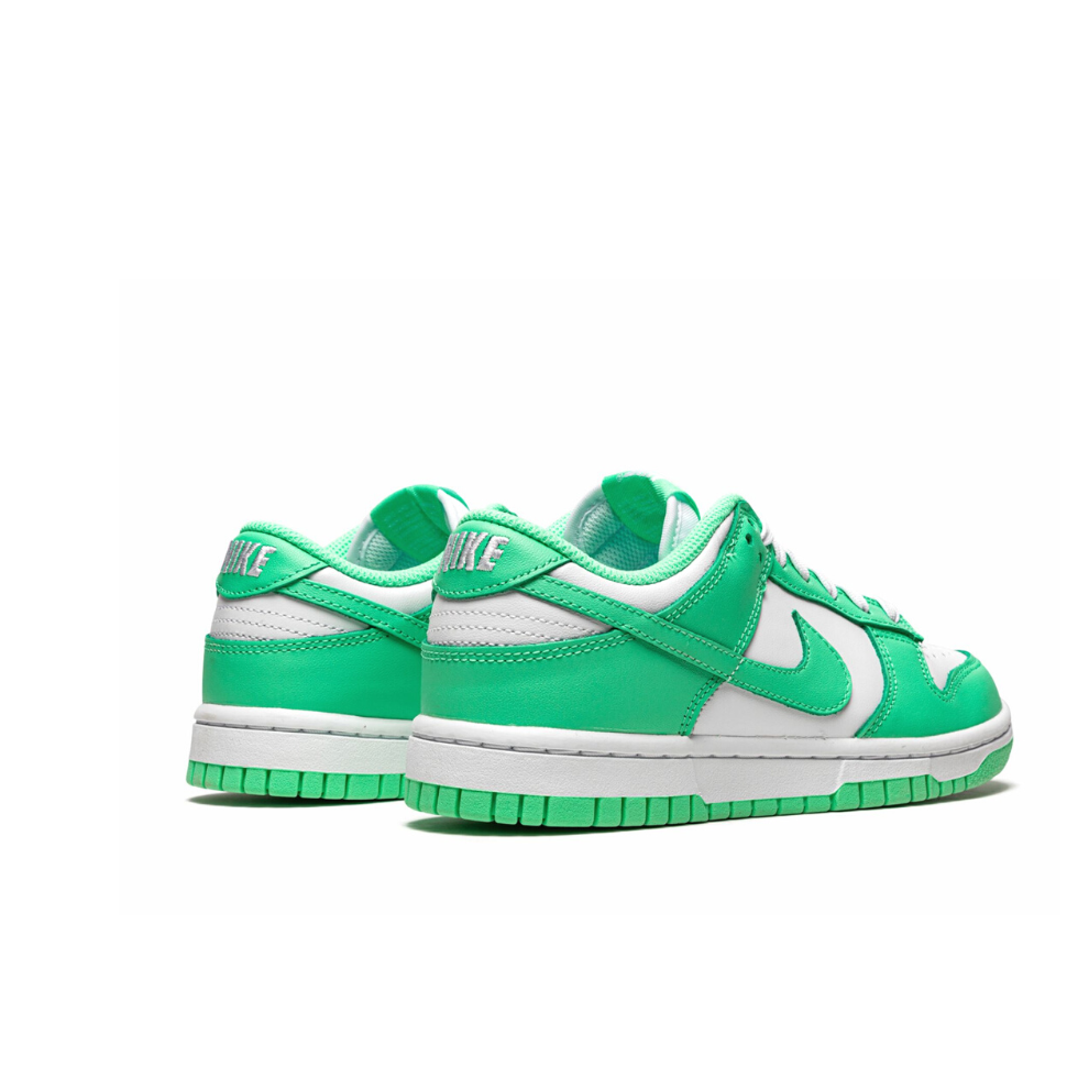 NIKE DUNK LOW WMNS "Green Glow"