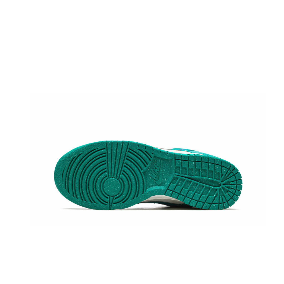 NIKE WMNS DUNK LOW "85"