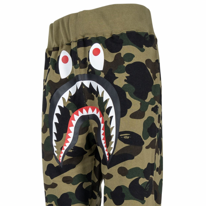 A BATHING APE® 1ST CAMO SHARK SLIM SWEATPANTS