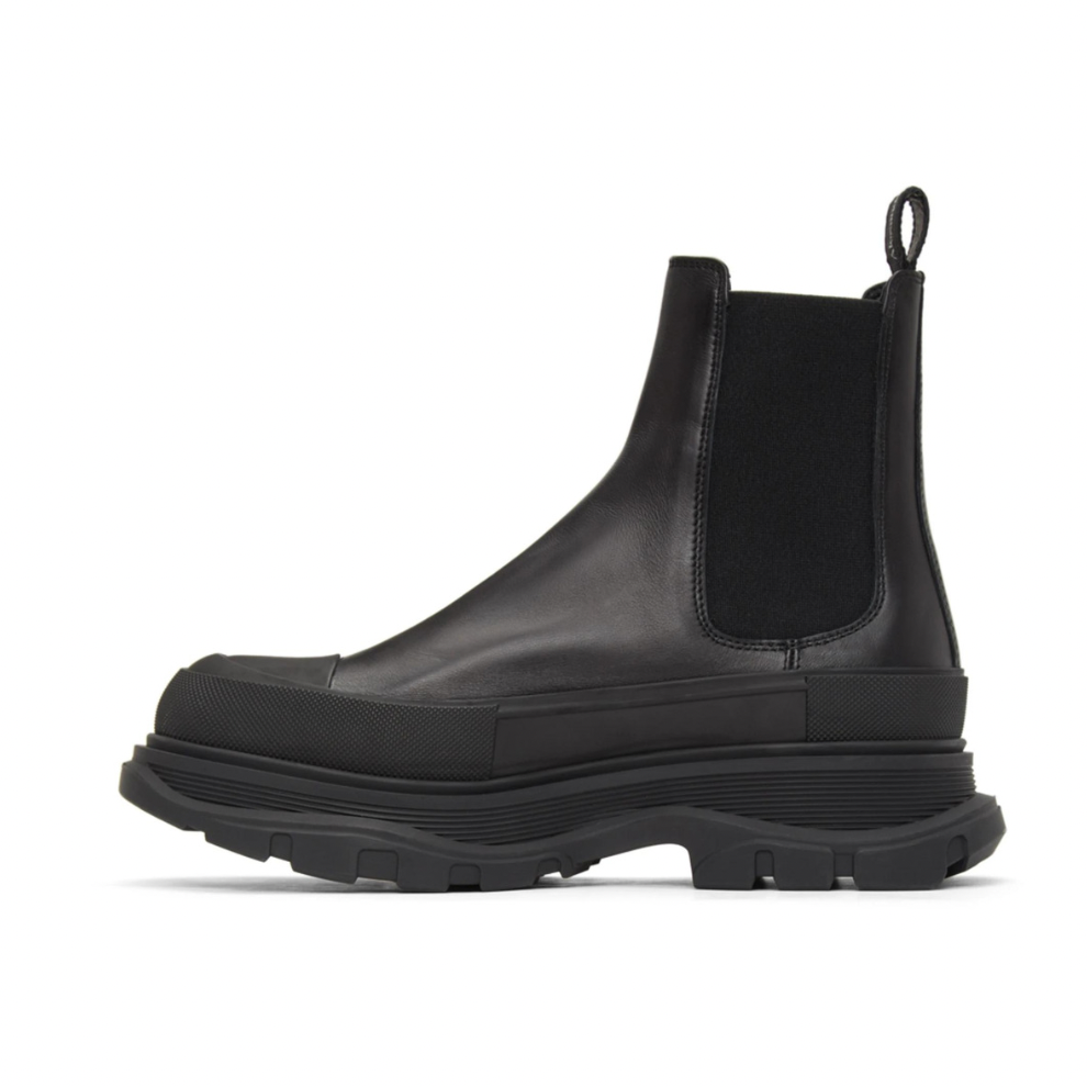 ALEXANDER MCQUEEN Black Tread Slick Chelsea Boots