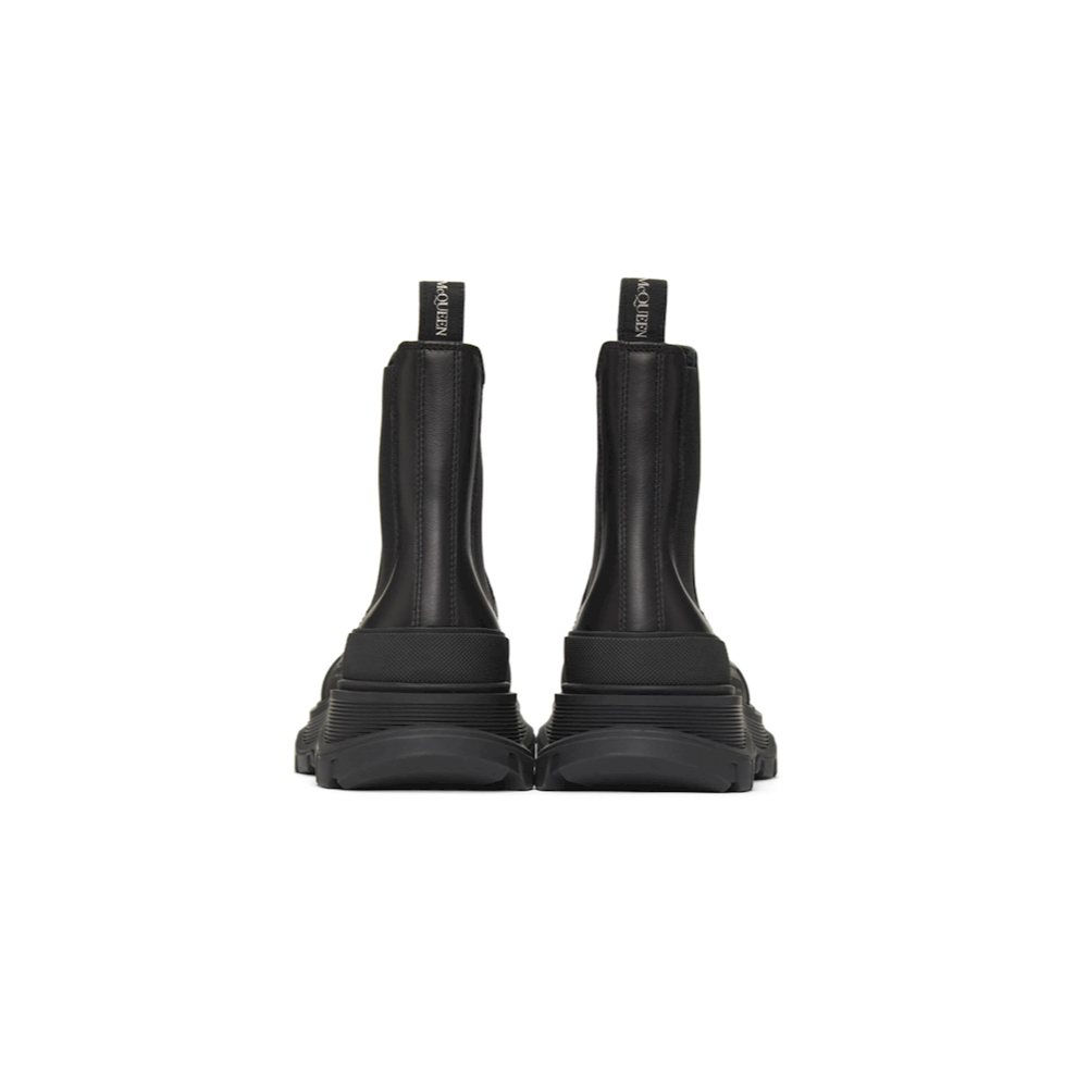 ALEXANDER MCQUEEN Black Tread Slick Chelsea Boots