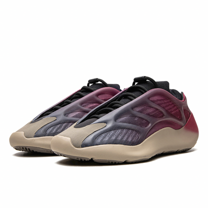 ADIDAS YEEZY 700 V3 "Fade Carbon"
