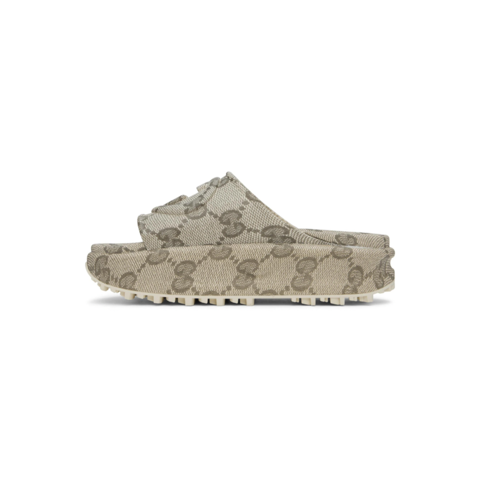 GUCCI Beige Interlocking G Slides