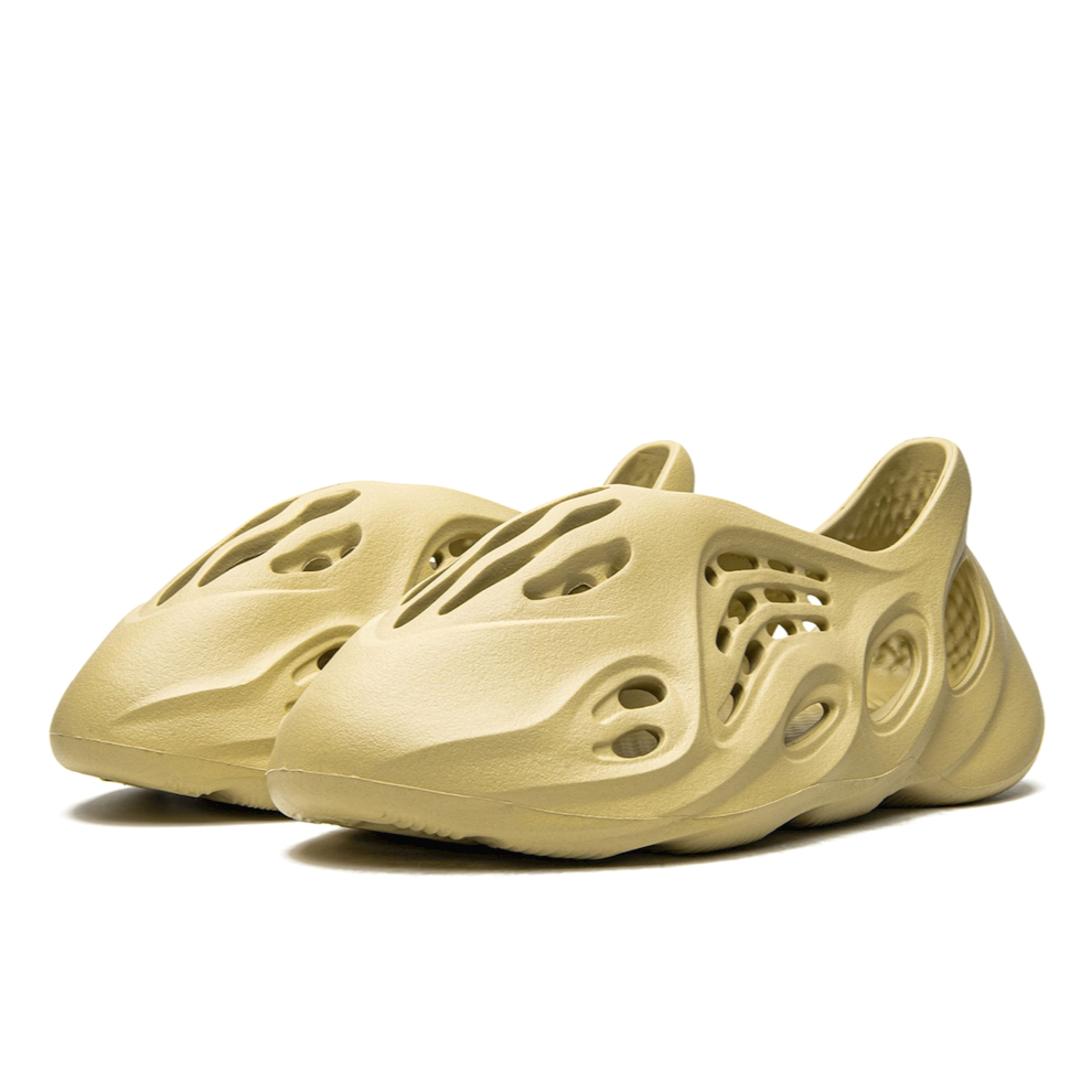 ADIDAS YEEZY FOAM RUNNER "Sulfur"