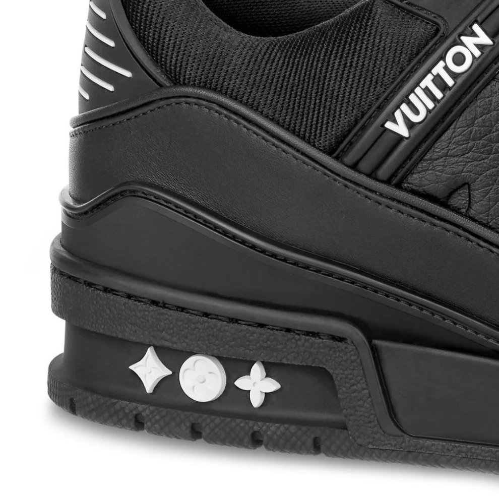 LOUIS VUITTON LV TRAINER BLACK LEATHER SNEAKER